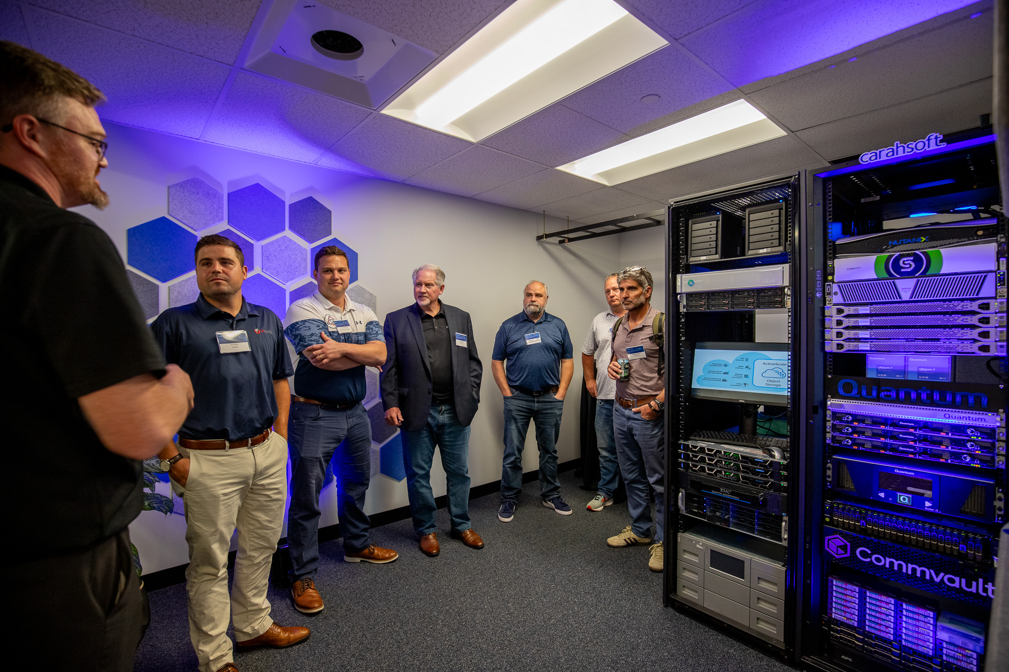 GEN3i Data Protection Lab people talking