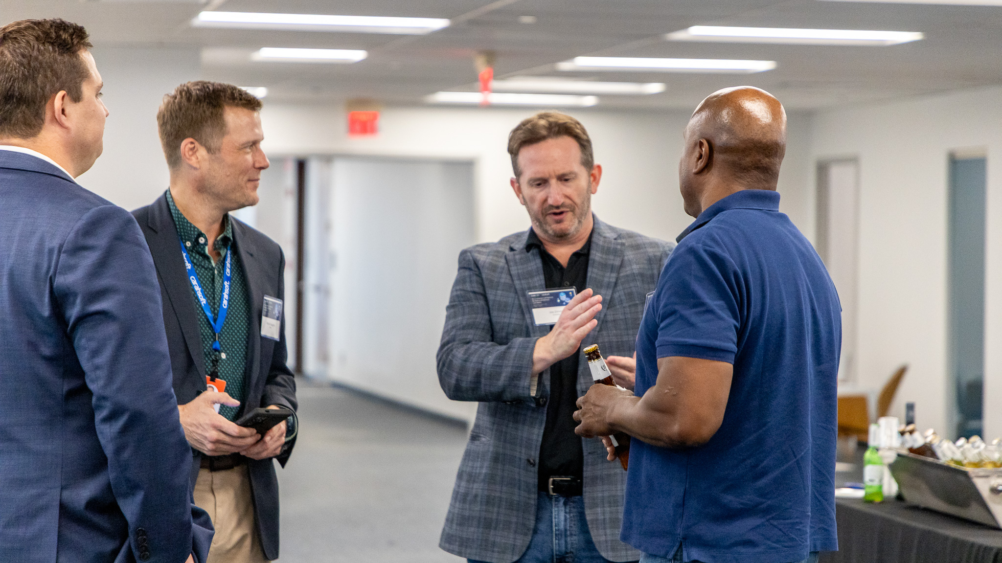 GEN3i Data Protection Lab experts talking